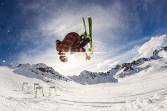 【ng体育官方网站】快船主帅泰伦-卢更新波格丹诺维奇伤情，臀部挫伤处于每日观察状态